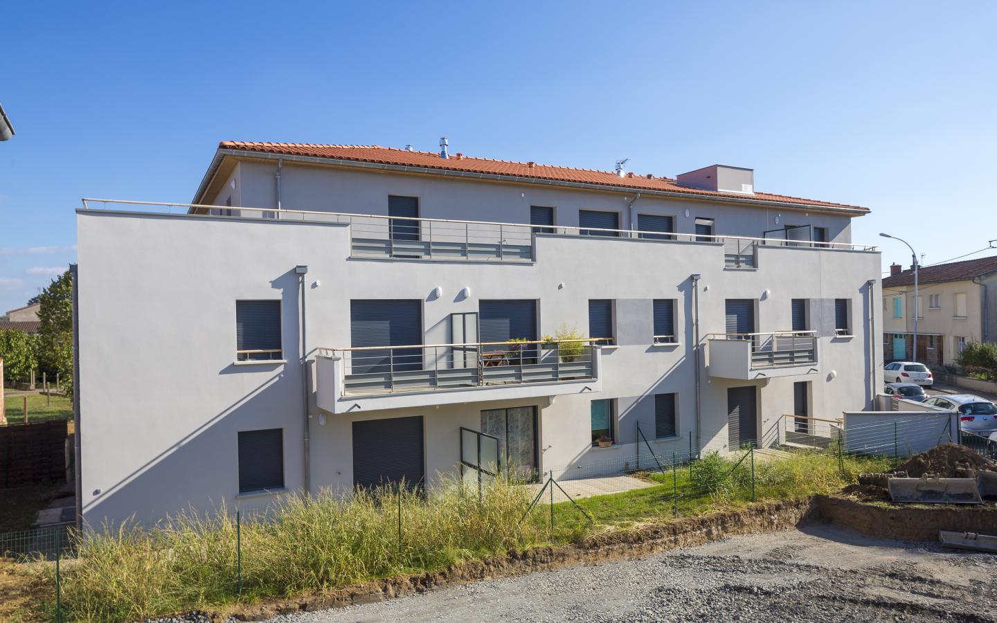 Les Jardins d'Eden, construction neuve à Albi réalisée avec des menuiseries alu K-LINE. 