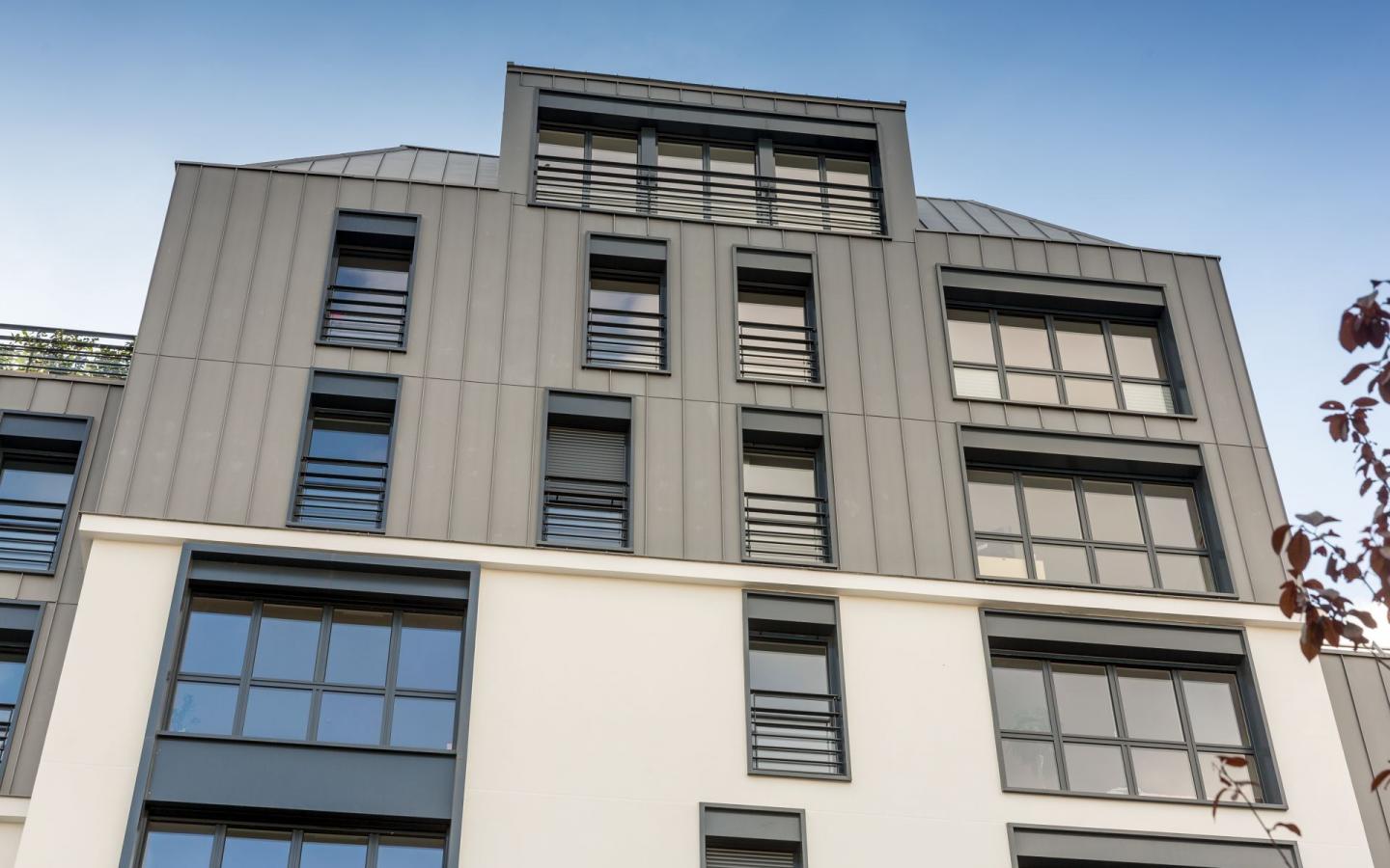 Paris Cours St Louis logements collectifs avec menuiserie alu kline