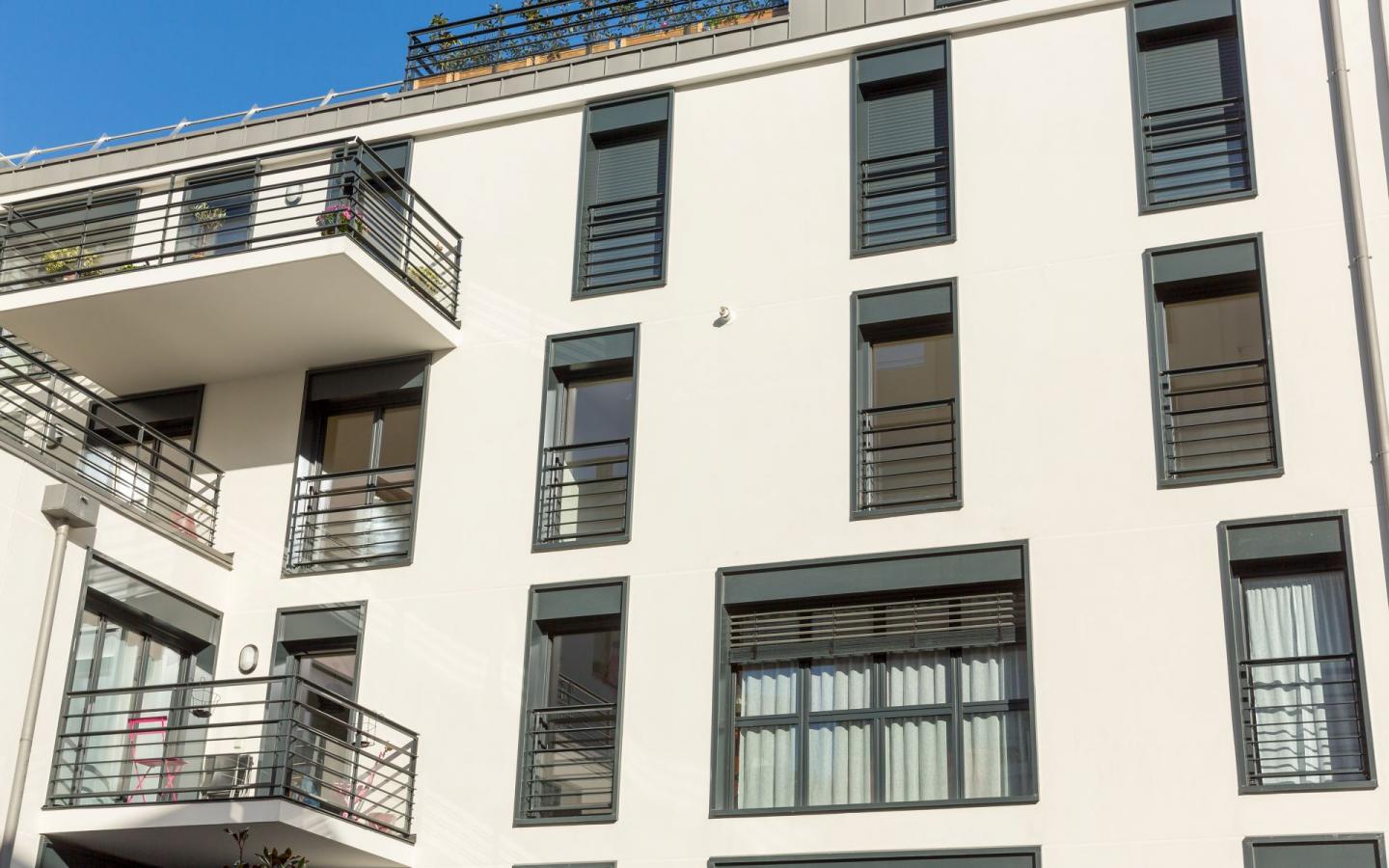 Paris Cours St Louis logements collectifs avec menuiserie alu kline