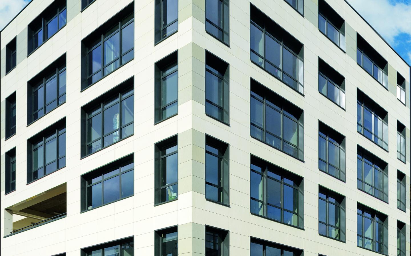 Luciline, construction neuve à Rouen réalisée avec des menuiseries alu K-LINE. 
