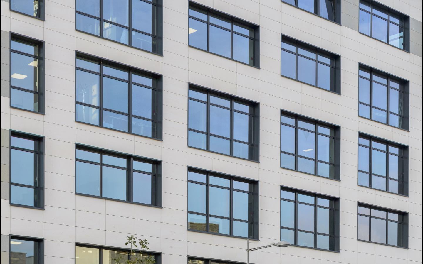 Luciline, construction neuve à Rouen réalisée avec des menuiseries alu K-LINE.