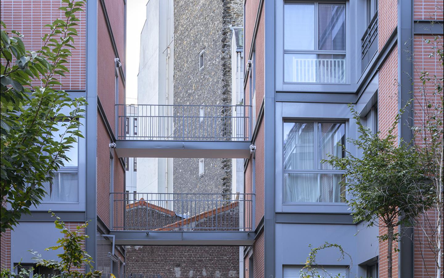 Les Orangers de Dantzig, construction neuve à Paris réalisée avec des menuiseries alu K-LINE. 