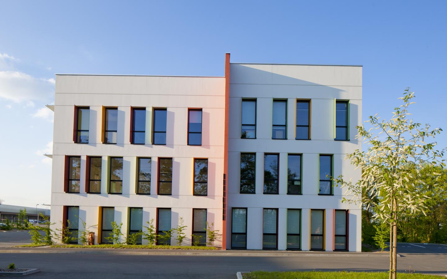 Parc de la Conterie, construction neuve à Chartres-de-Bretagne réalisée avec des menuiseries alu K-LINE.
