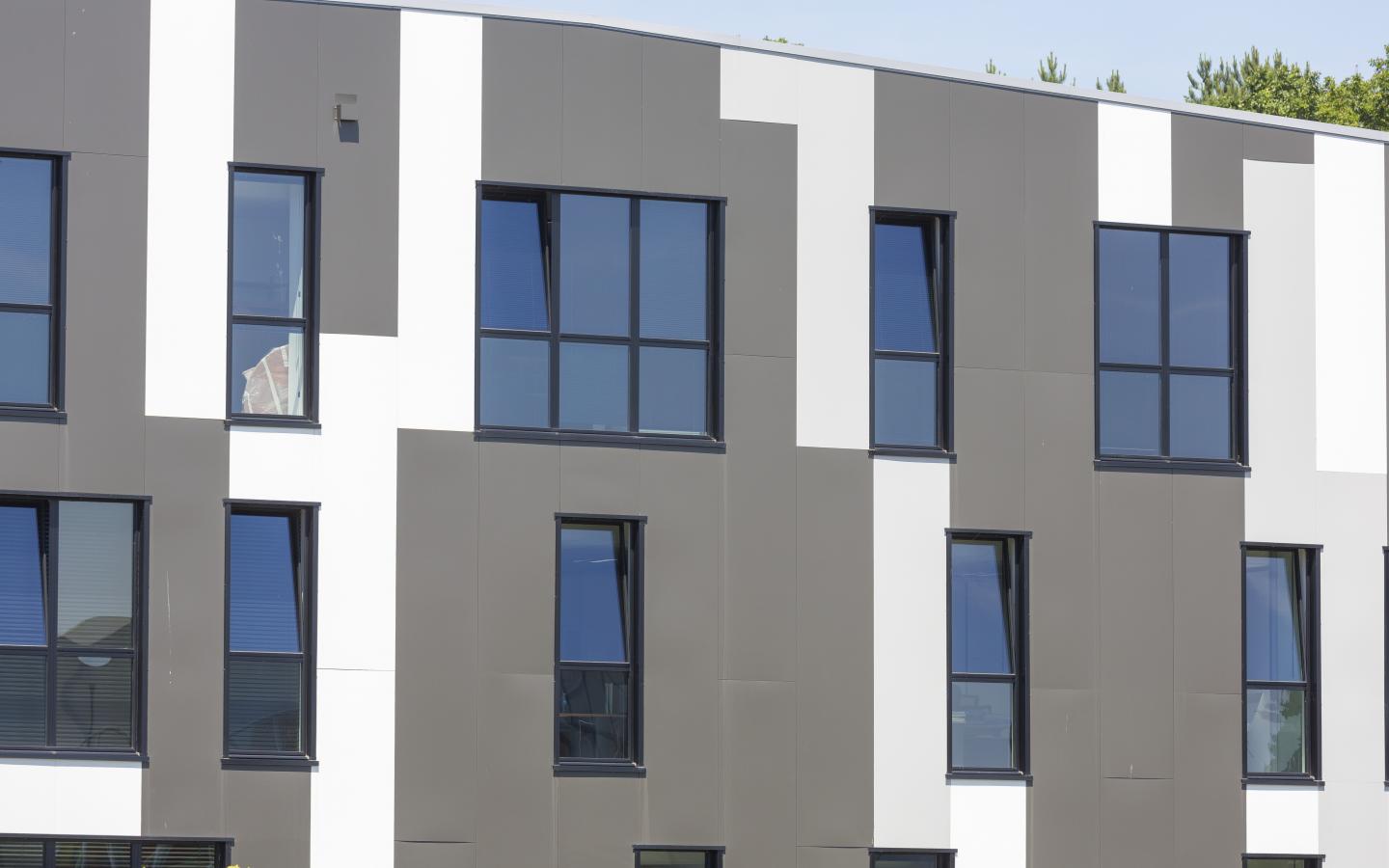 Bois Cesbron, construction neuve à Nantes réalisée avec des menuiseries alu K-LINE. 