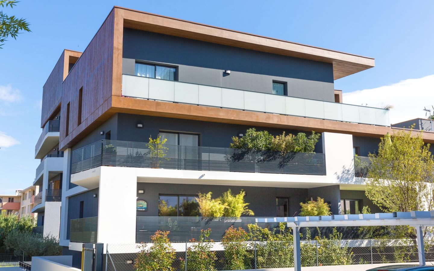 Résidence Allures, construction neuve à Montpellier réalisée avec des menuiseries alu K-LINE.