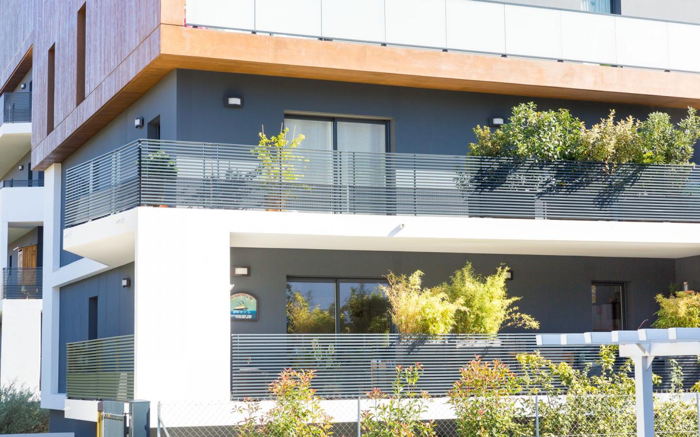 Résidence Allures, construction neuve à Montpellier réalisée avec des menuiseries alu K-LINE.