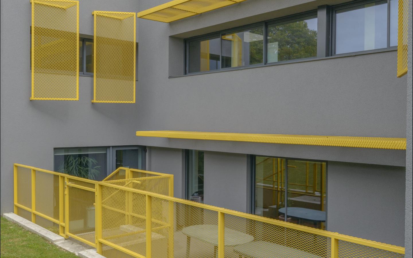 Maison Départementale des Solidarités, construction neuve à Arpajon réalisée avec des menuiseries alu K-LINE.