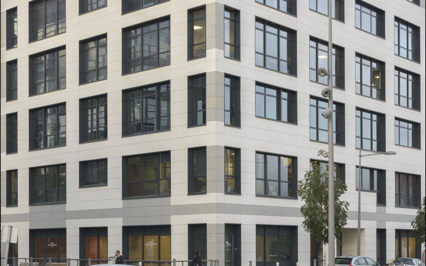 Luciline, construction neuve à Rouen réalisée avec des menuiseries alu K-LINE. 