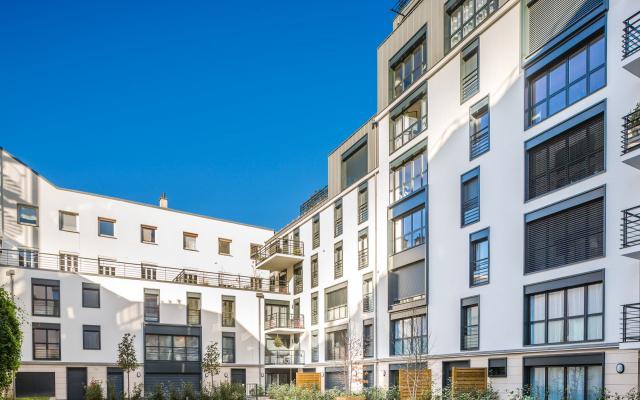 Paris Cours St Louis logements collectifs avec menuiserie alu kline
