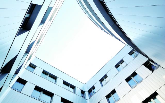 Hôpital privé de l'estuaire, construction neuve au Havre réalisée avec des menuiseries K-LINE.