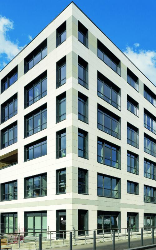 Luciline, construction neuve à Rouen réalisée avec des menuiseries alu K-LINE. 