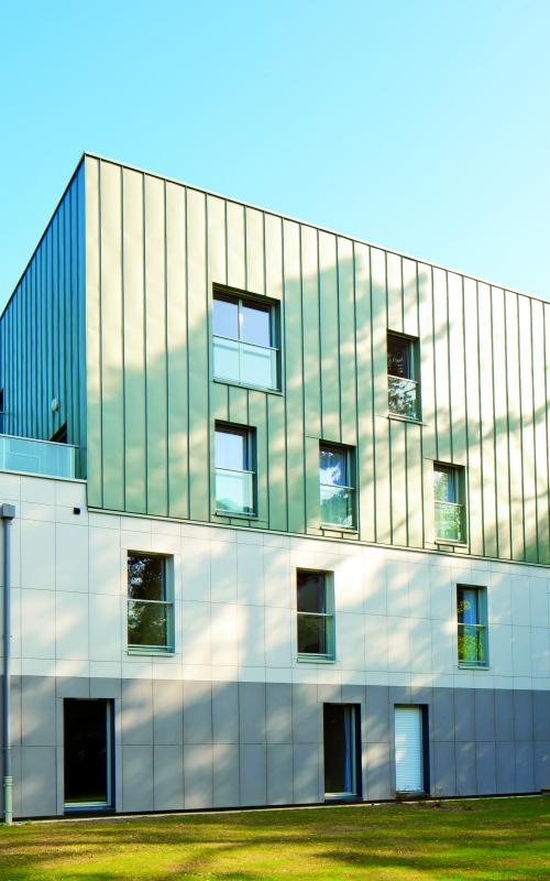 Le Parc de Belmont, construction neuve à Tours réalisée avec des menuiseries alu K-LINE. 
