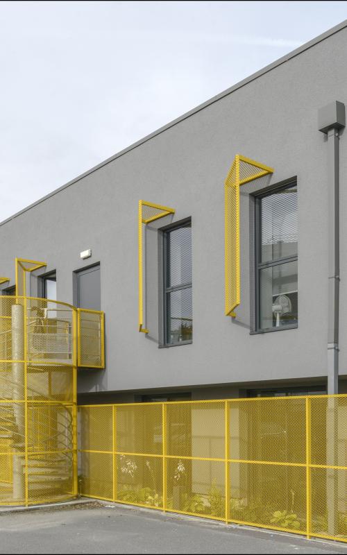 Maison Départementale des Solidarités, construction neuve à Arpajon réalisée avec des menuiseries alu K-LINE.