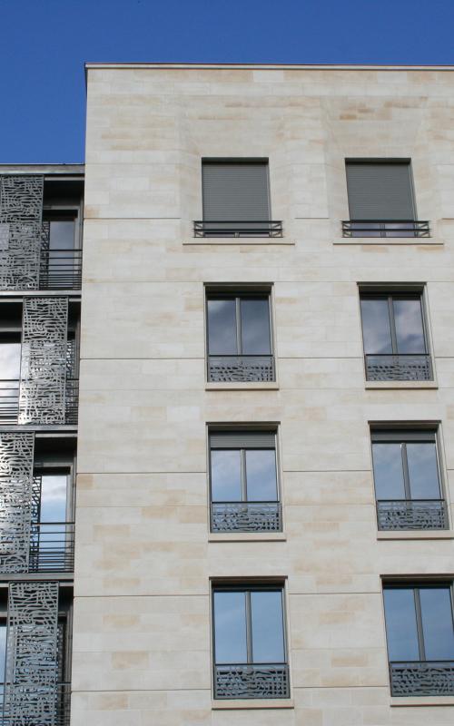 Ilot Bonnac, construction neuve à Bordeaux réalisée avec des menuiseries alu K-LINE. 